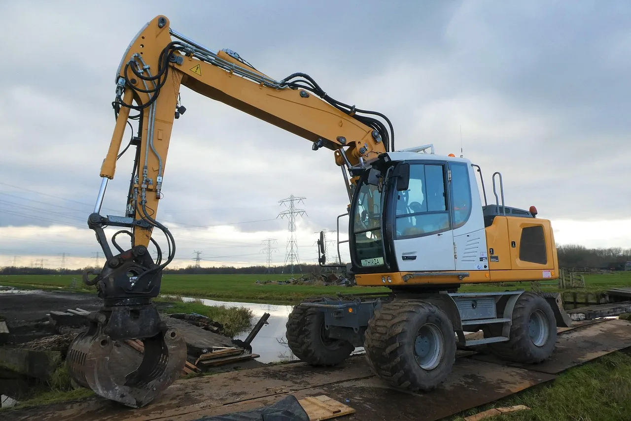 excavator, machine, construction, machinery, heavy machinery, construction machinery, technology, equipment, vehicle, excavator, construction, construction, machinery, machinery, machinery, heavy machinery, heavy machinery, heavy machinery, heavy machinery, heavy machinery, construction machinery. Questions to Ask Equipment Financing Lenders